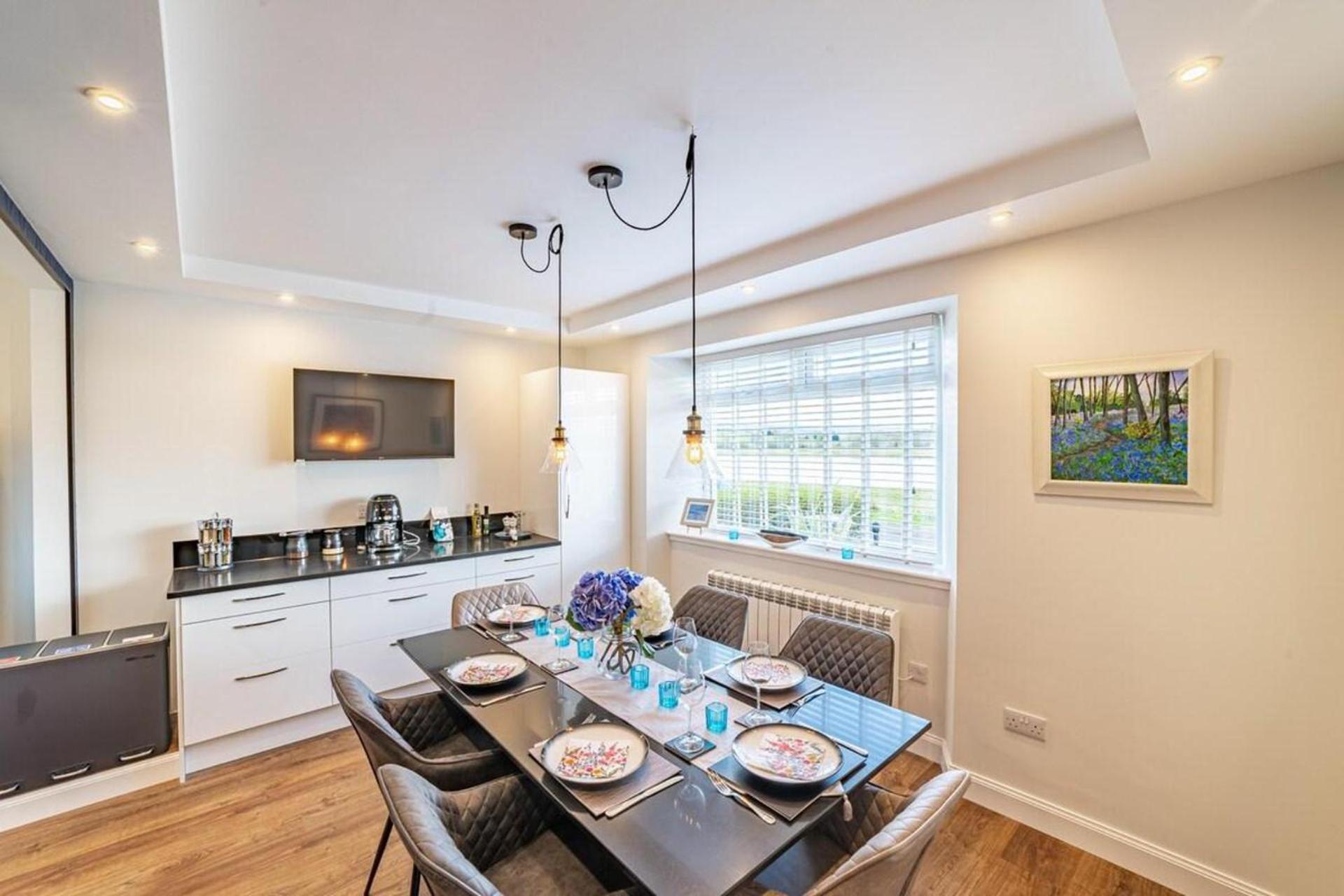Riverside Retreat In 덤프리스 외부 사진